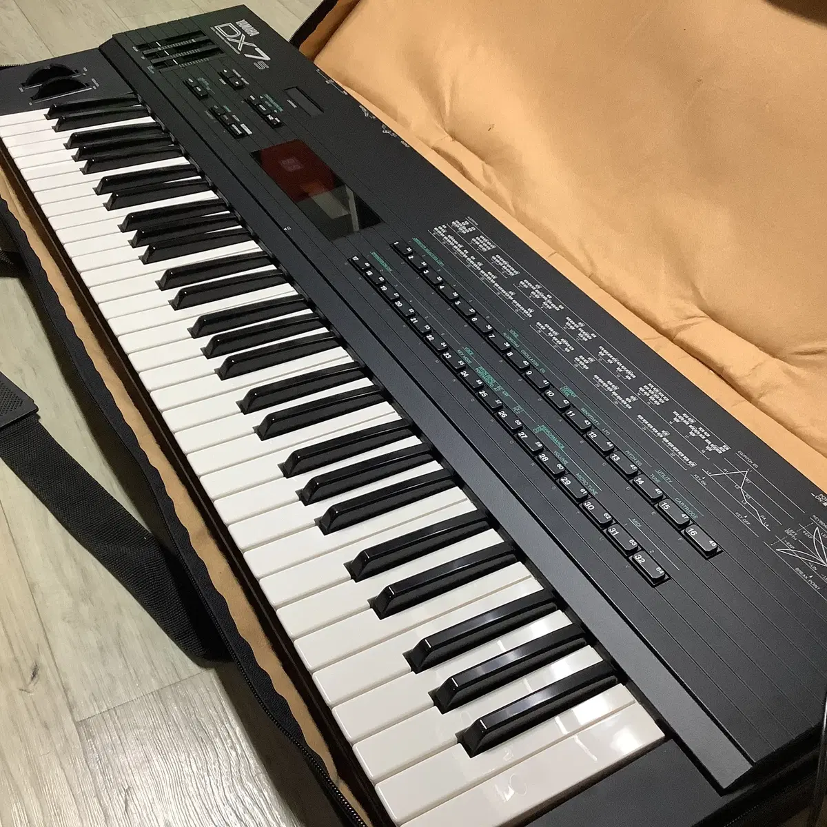 Yamaha 야마하 DX7s FM 신디사이저 신품급,OLED,전용케이스