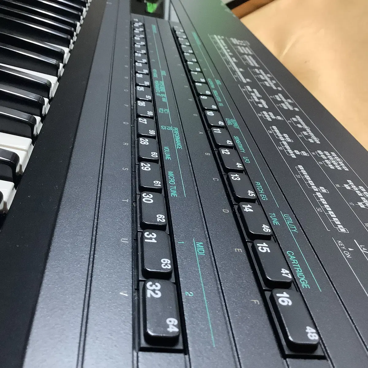 Yamaha 야마하 DX7s FM 신디사이저 신품급,OLED,전용케이스