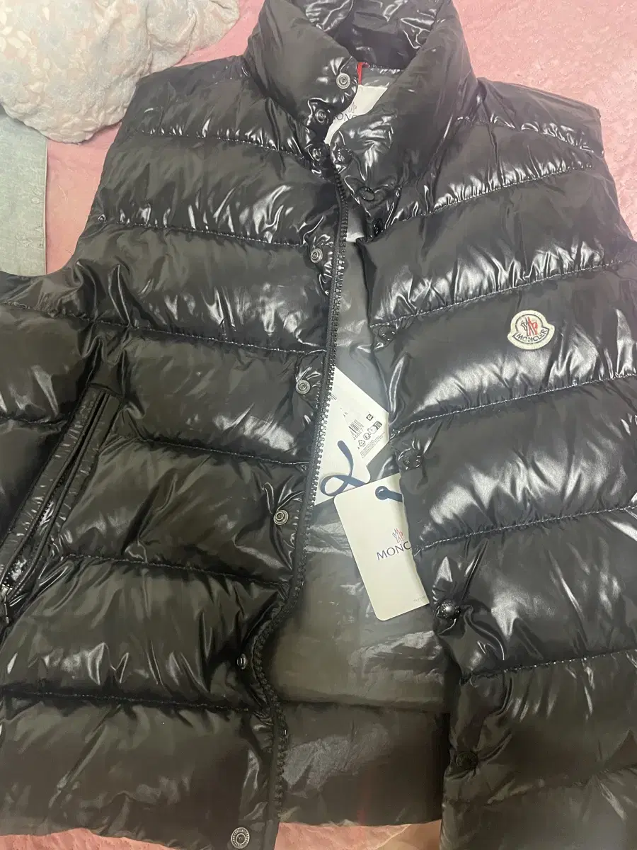 I sell down jacket vests