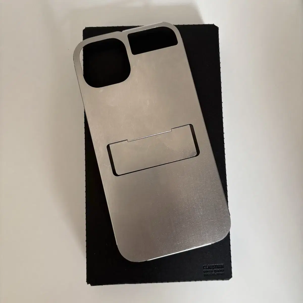 Claustrum Claustrum FLAP iPhone 15 Case