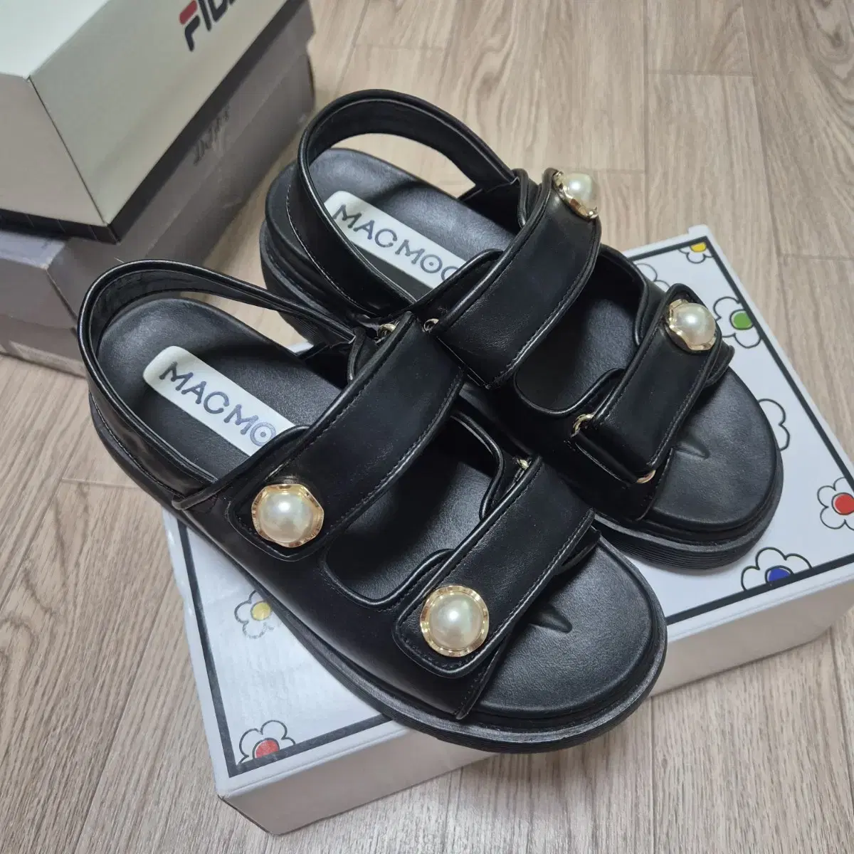 마크모크 블레어 샌들 225