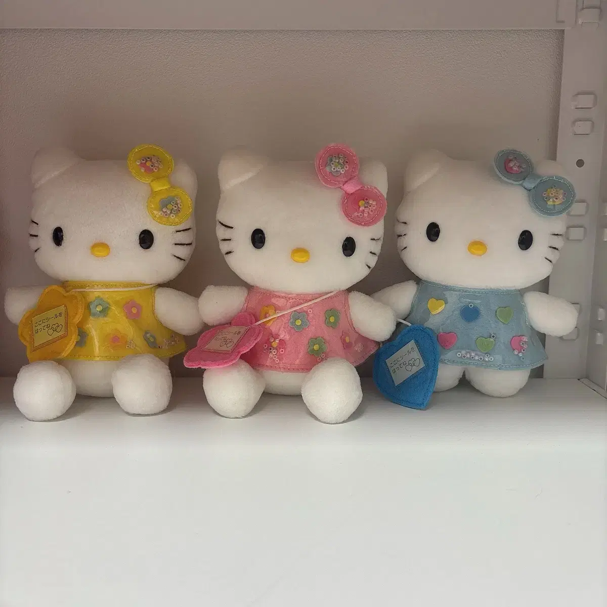 (Bulk) Classic Kitty Dolls, Kindergarten Kitty, Bead Flower Kitty