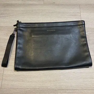 투모 롤랜드WANT LES ESSENTIELS 클러치백