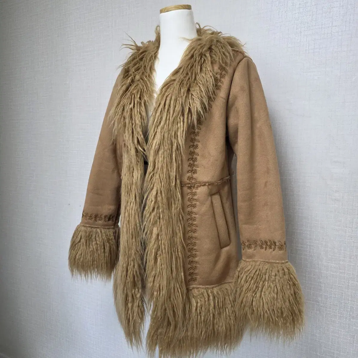 British Vintage) 70s Bohemian Hippie Style Suede Fur Coat