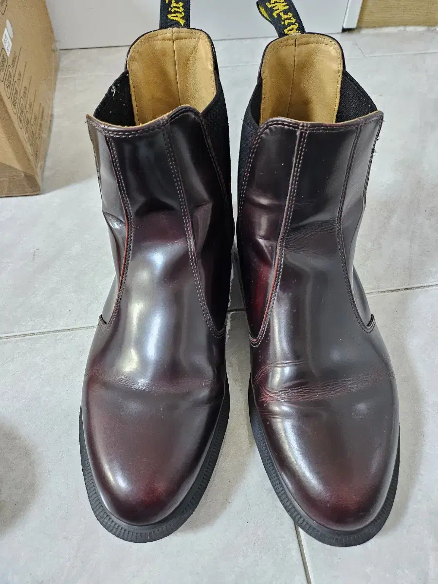 Dr. Martens Chelsea Boots Flora 270 UK8