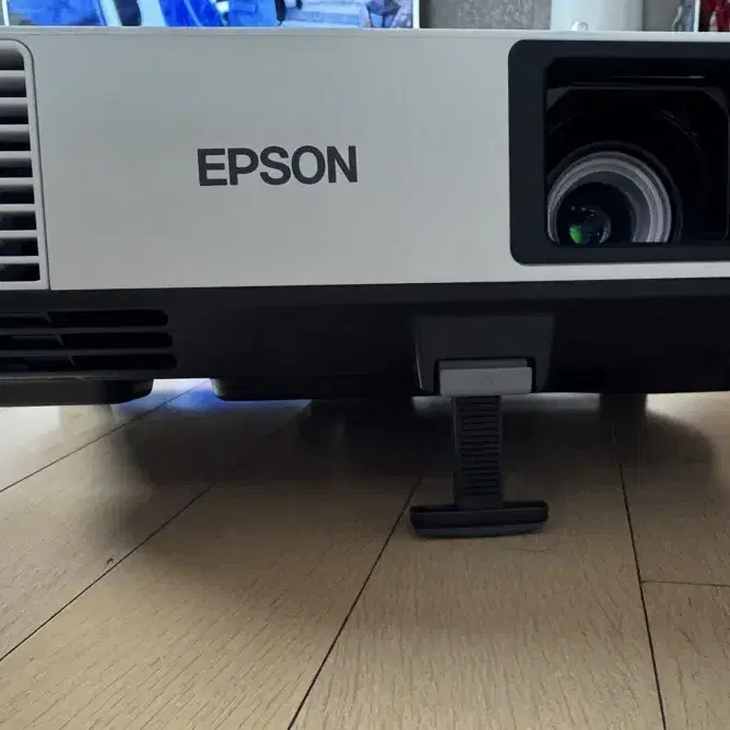 앱손 빔 프로젝터 EPSON EB-2055