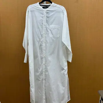 옴므 스캇언 화이트 셔츠 롱 원피스