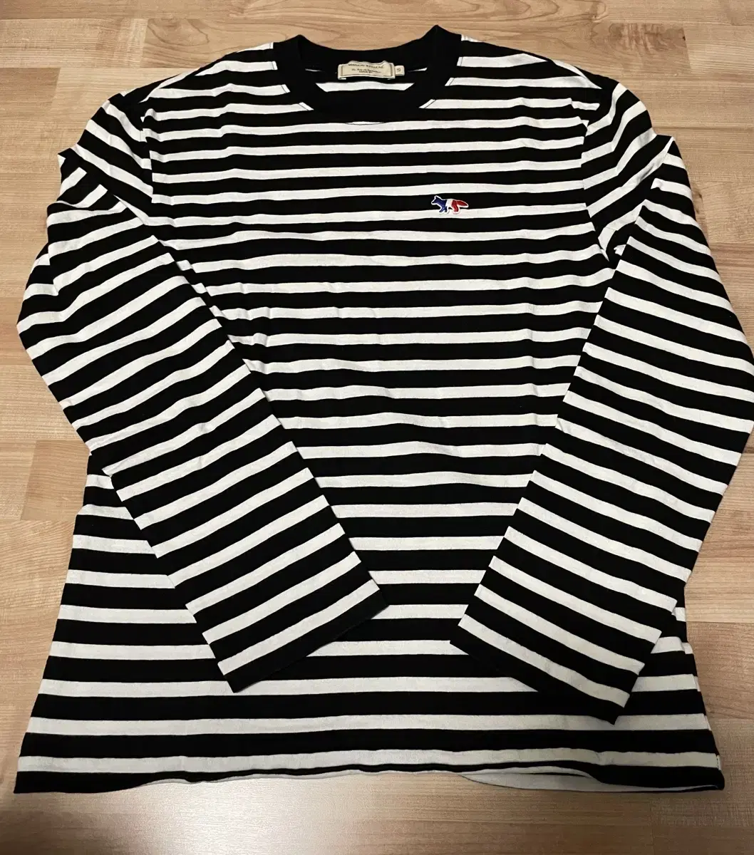 Maison Kitsune Stripe XS