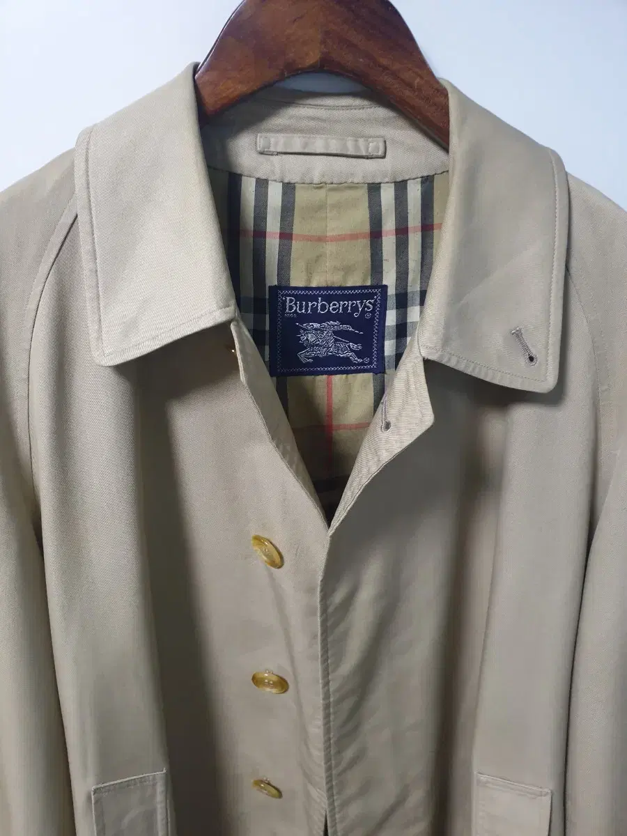 Burberry Single-Breasted Coat