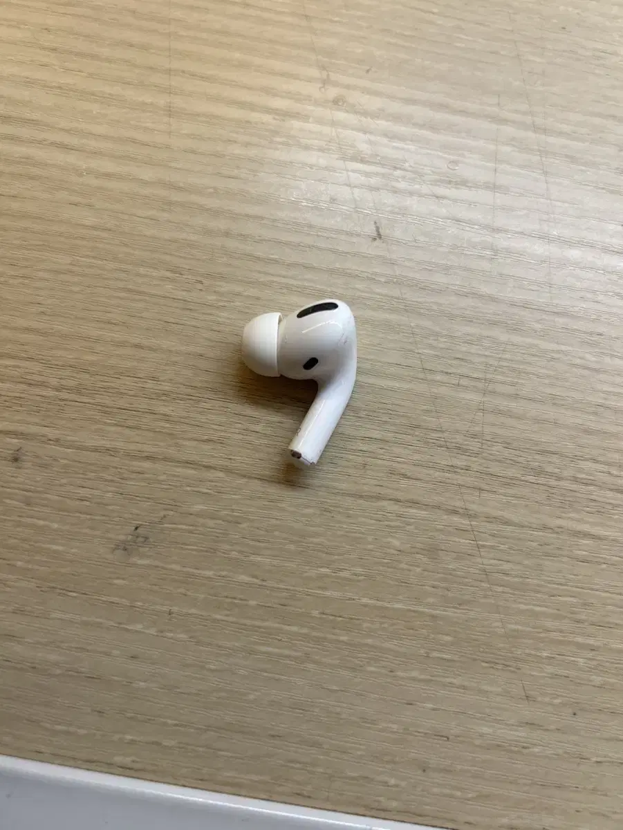 Quick sale AirPods Pro 1 Right unit