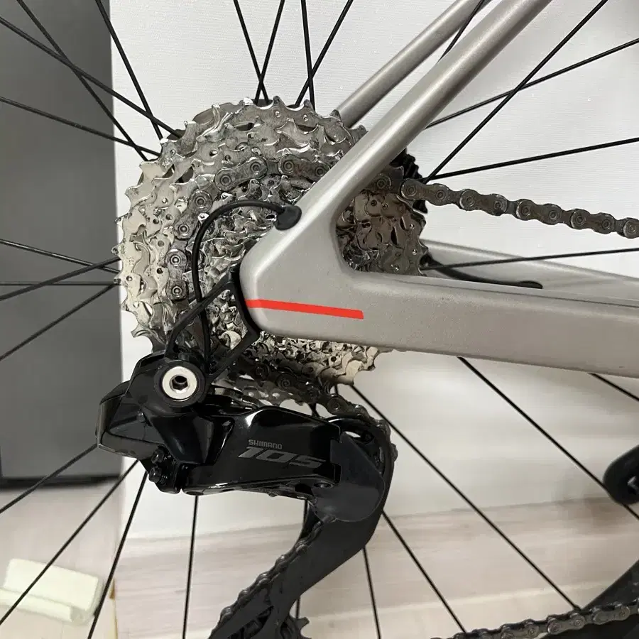 23년식 Bmc slr five 105 di2 54사이즈