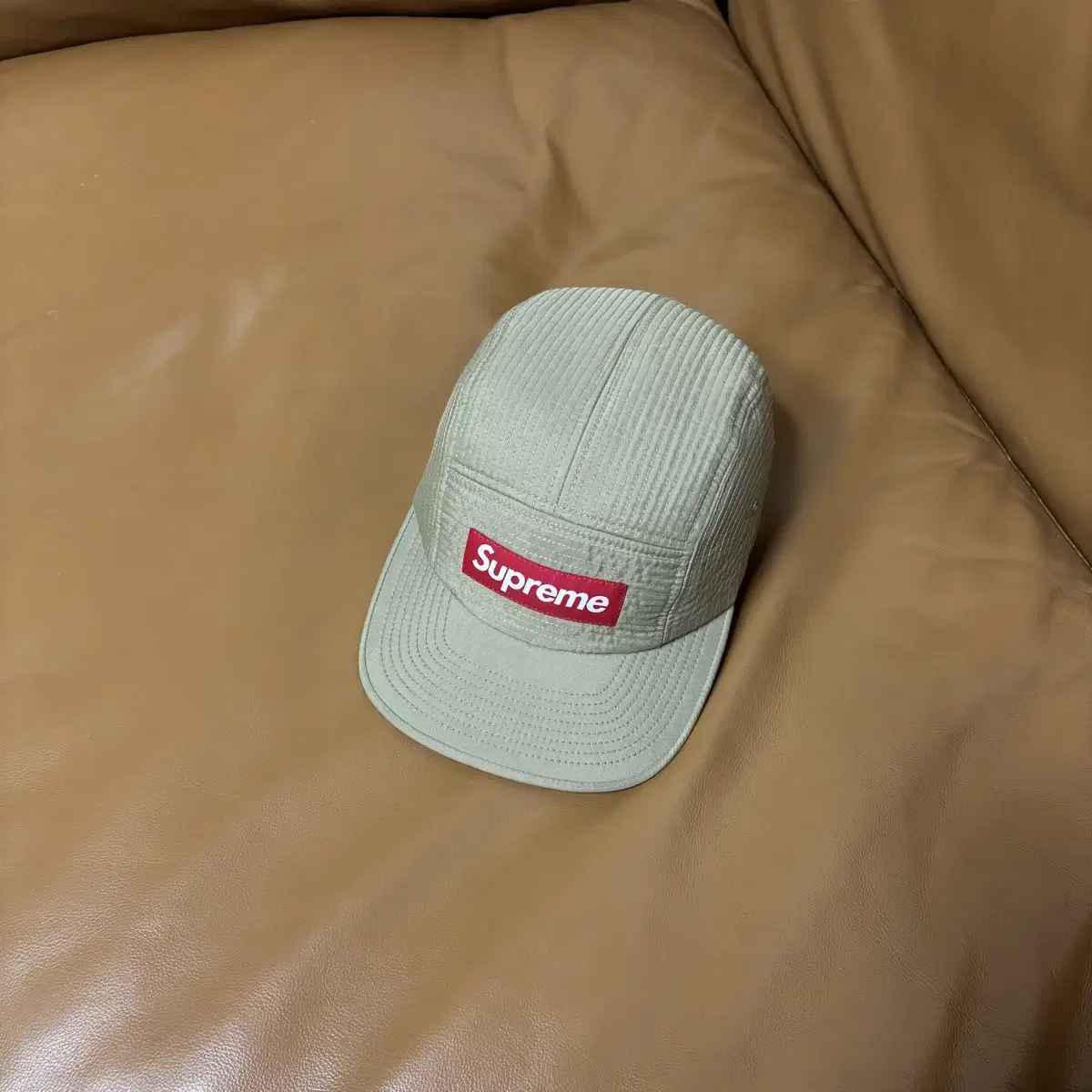 Supreme 슈프림 캠프캡 모자 (Stitch Tan Beige)