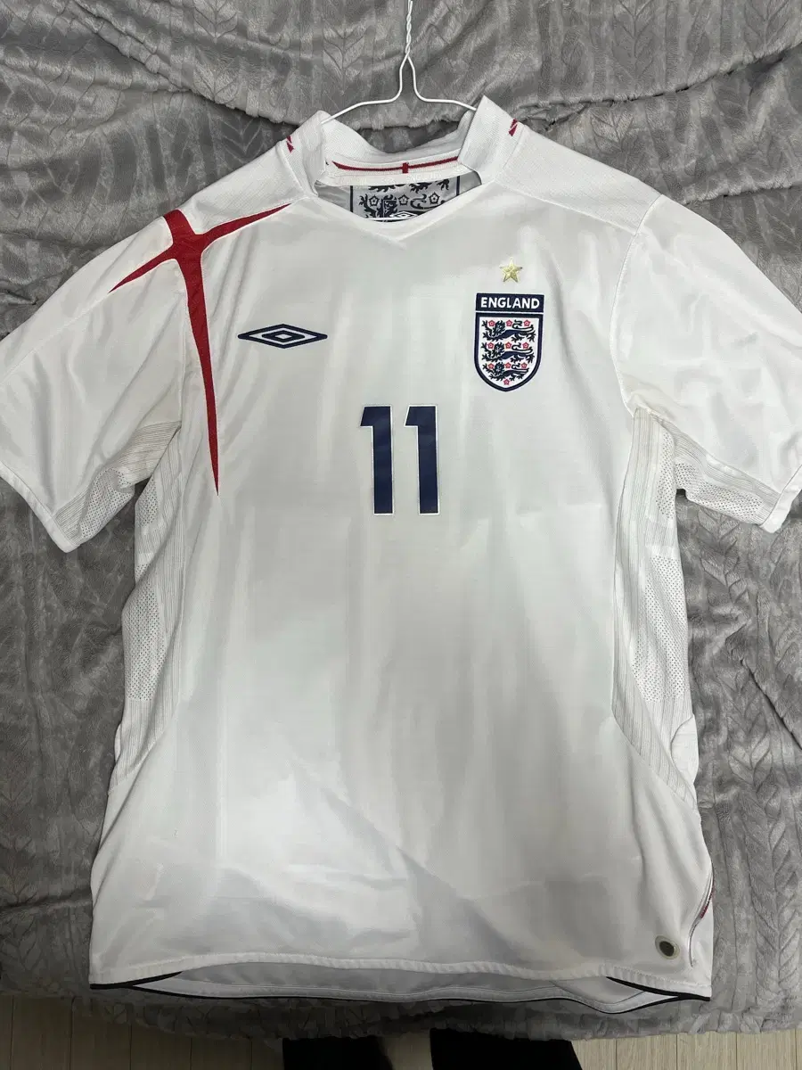 Last price) 05 07 England Joakel jersey