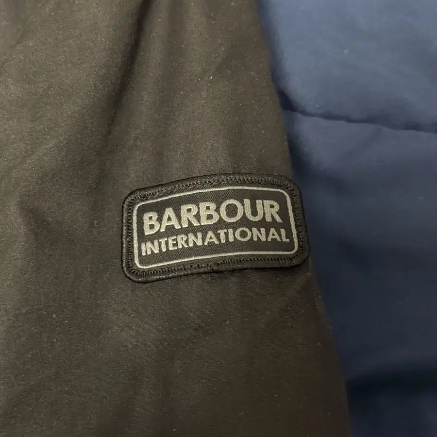 [L]Barbour 바버 듀크 왁스자켓 블랙