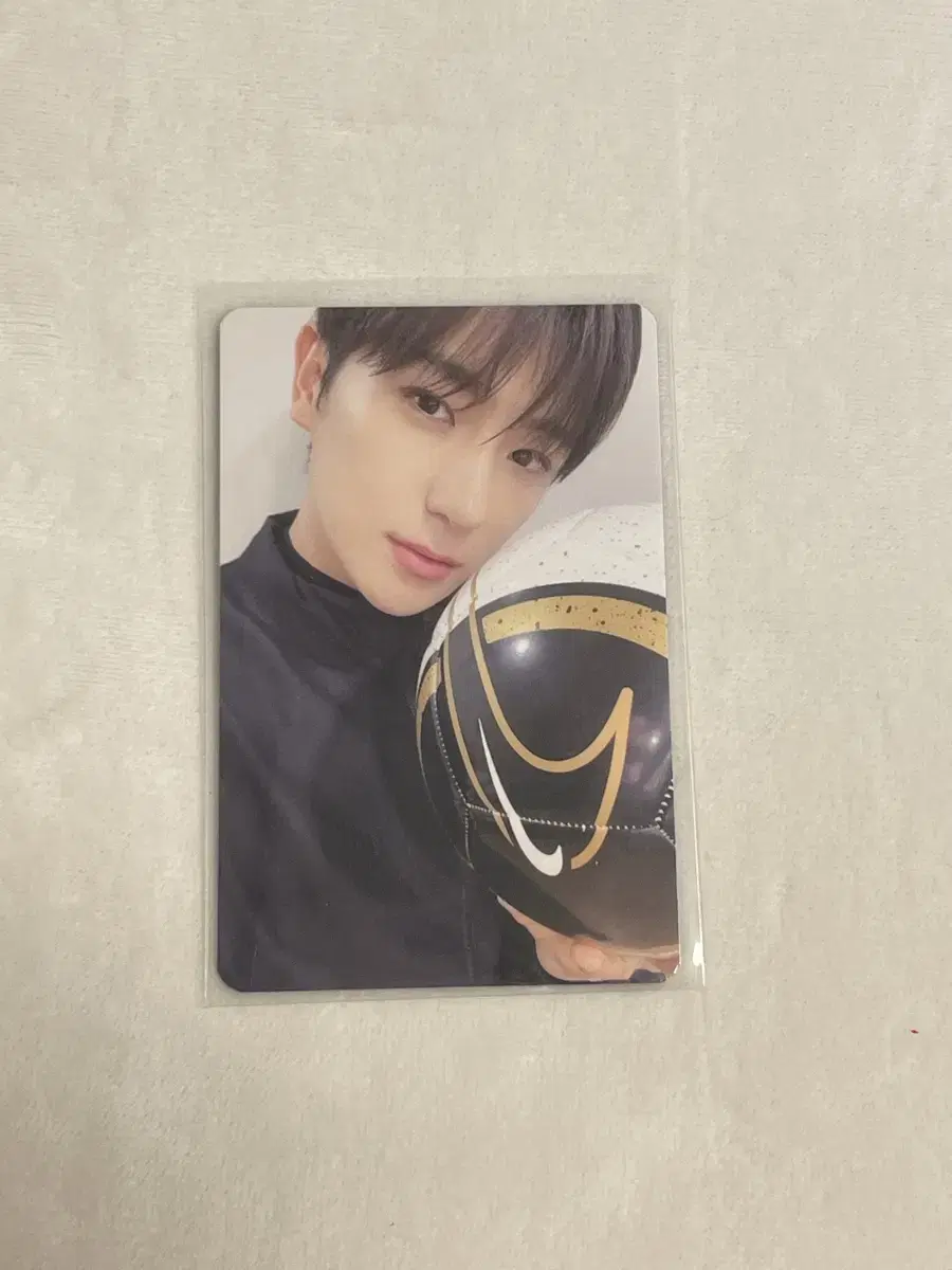 The Boyz hyunjae makestar Football Club Trigger The Unreleased Photocard