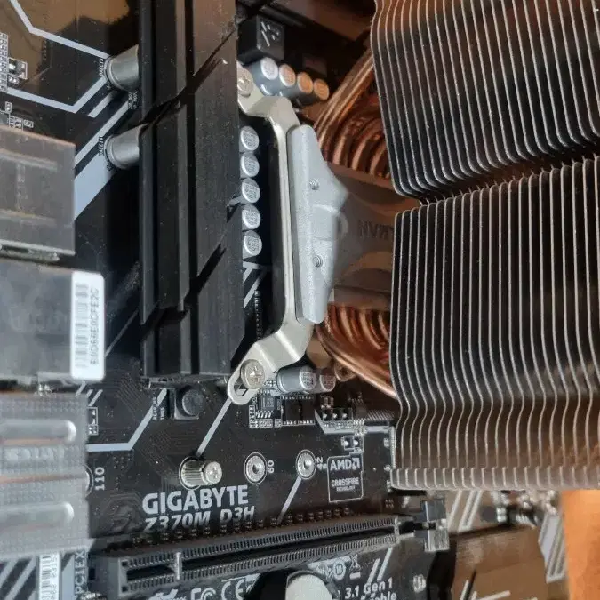 i7-8700 + z370m 기가바이트 메인보드