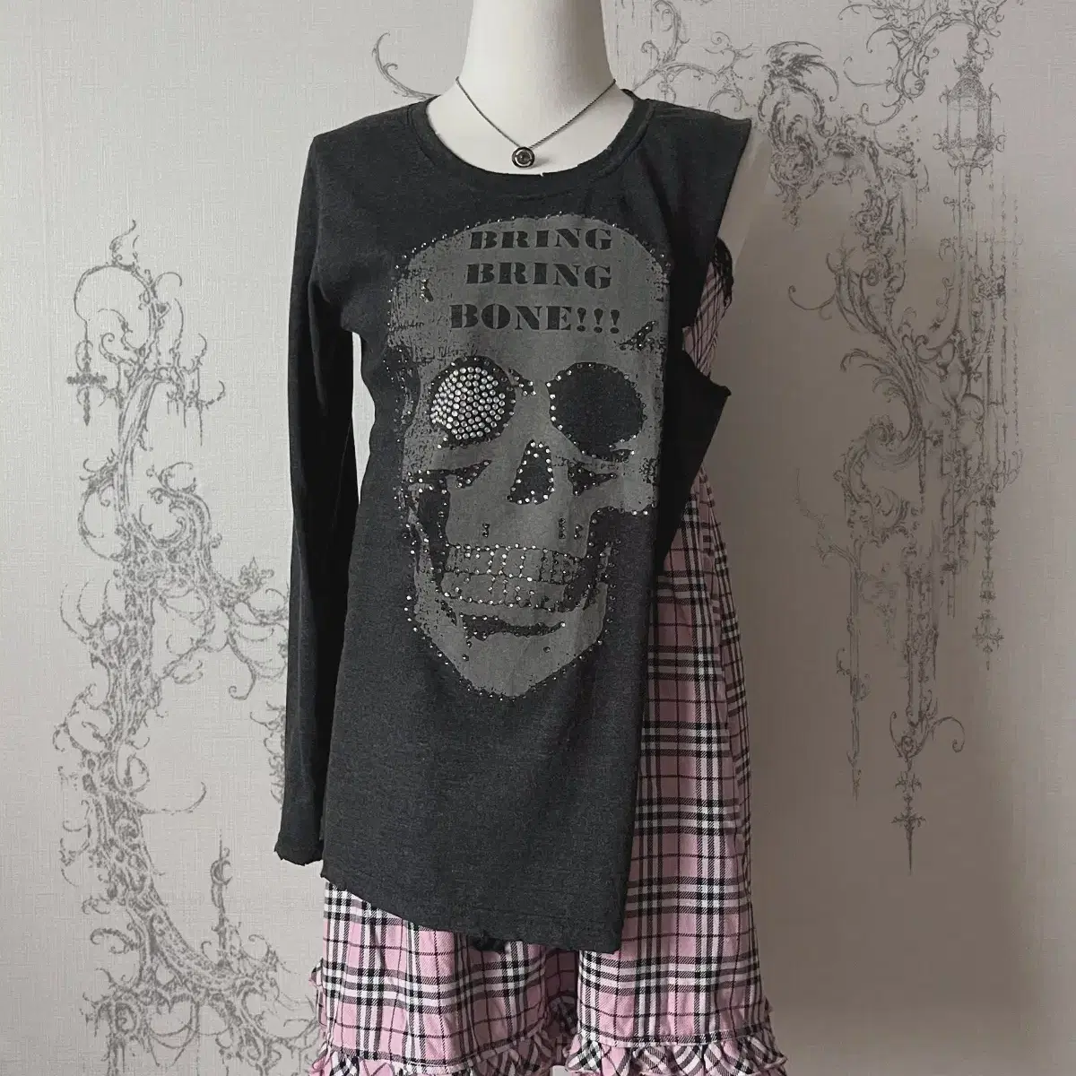 grunge skull long sleeve