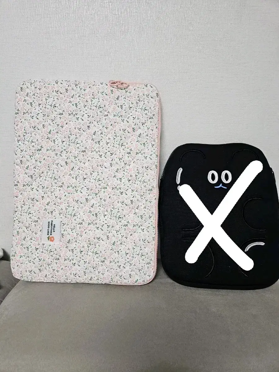 Laptop Tablet Pow Flower