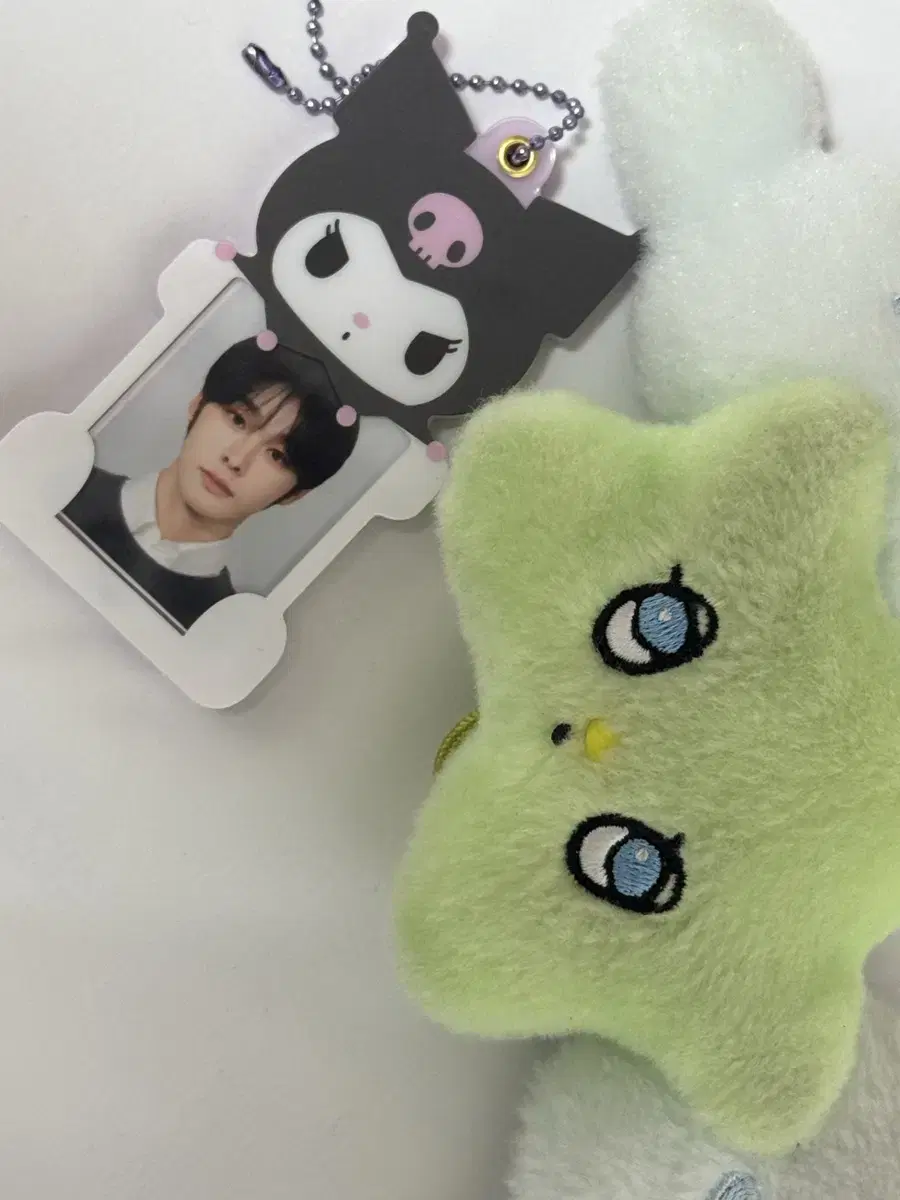 Kuromi Zensha Photo Holder keyring WTS