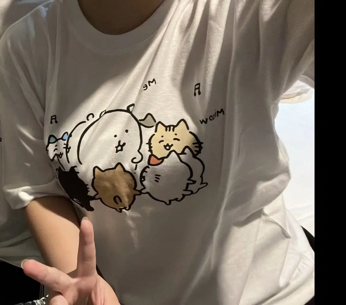 스파오 농담곰 티셔츠