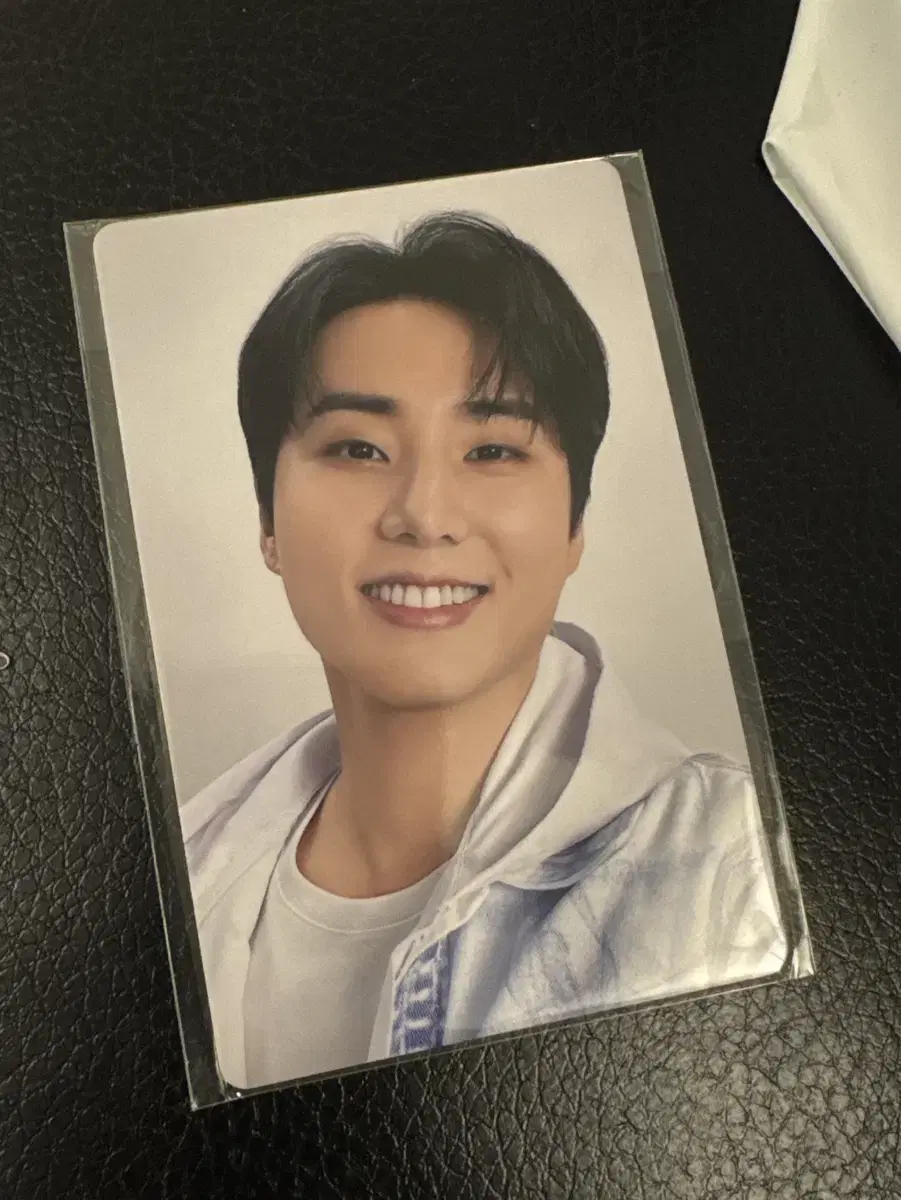 Day 6 Japan md Young K. Photocard