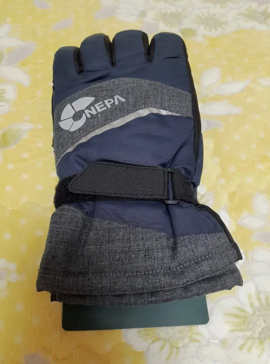 (New Product) NEPPA Winter Warming Padded Gloves