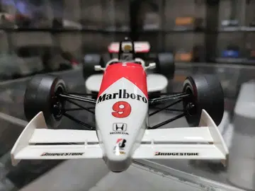 모델러즈 1/20 말보로롤러 T87/50 무한 F3000 프라모델 완성품