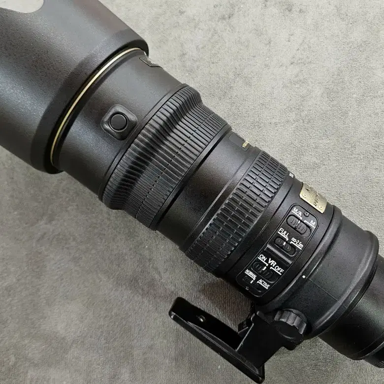 NIKON 니콘 망원줌렌즈 70-200mm F2.8 G VR