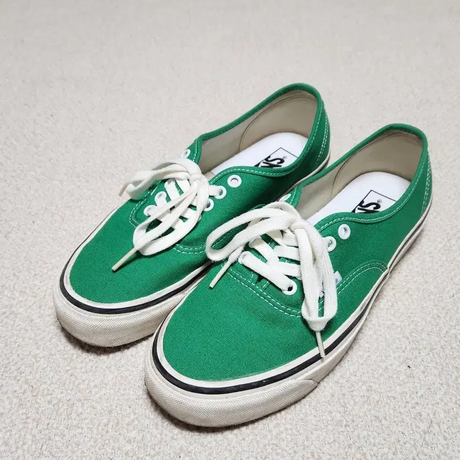 [265] 반스 어센틱 44dx 에너하임 에메랄드 그린 vans