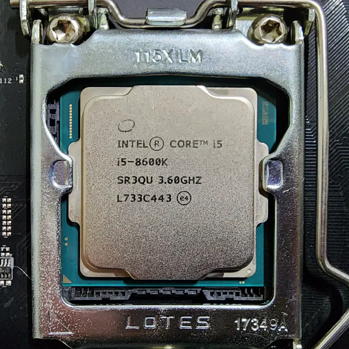 CPU  i5 8600K 팝니다