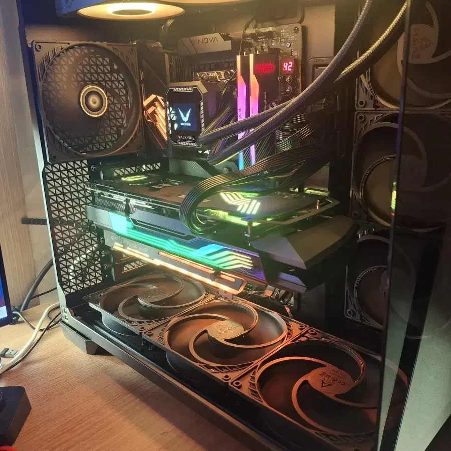 라이젠 9800X3D X870E RTX 4070TI SUPER 컴퓨터본체