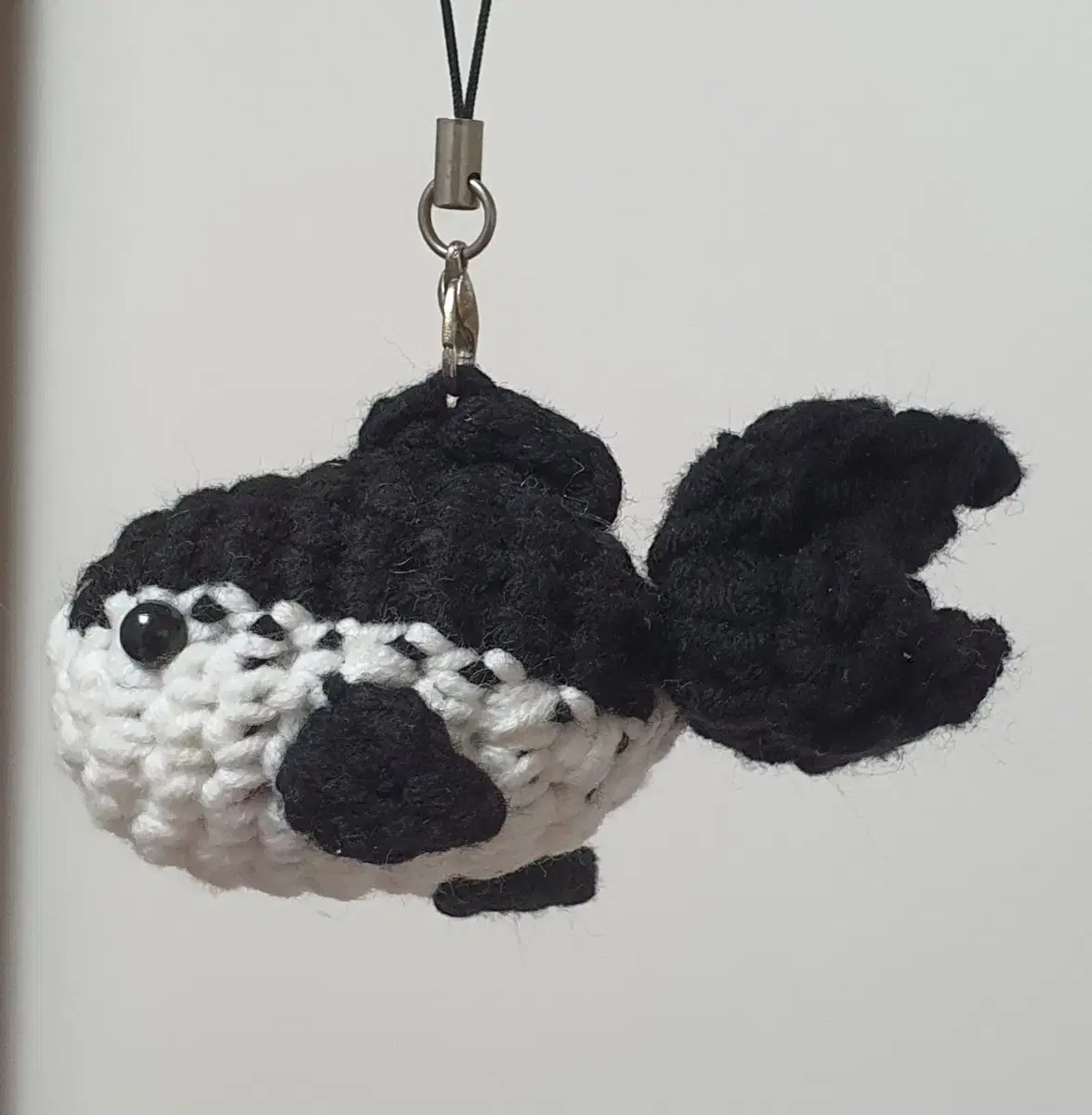 Handmade goldfish mobile phone keyring