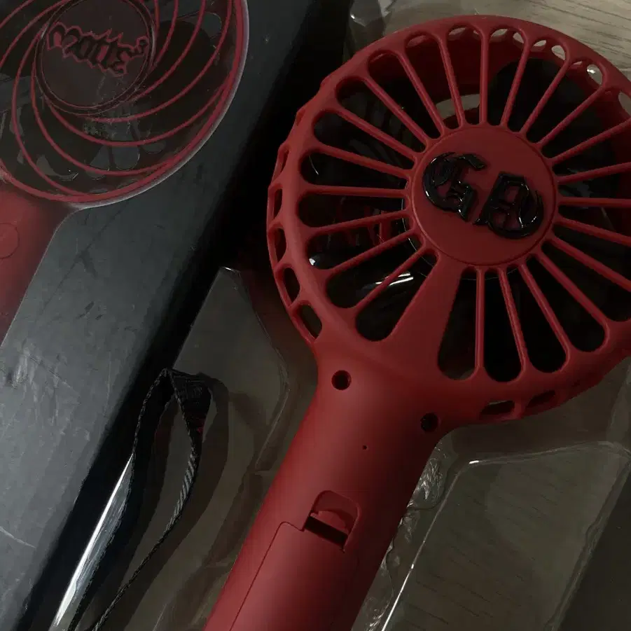 지드래곤 선풍기 hand fan 양도 손풍기