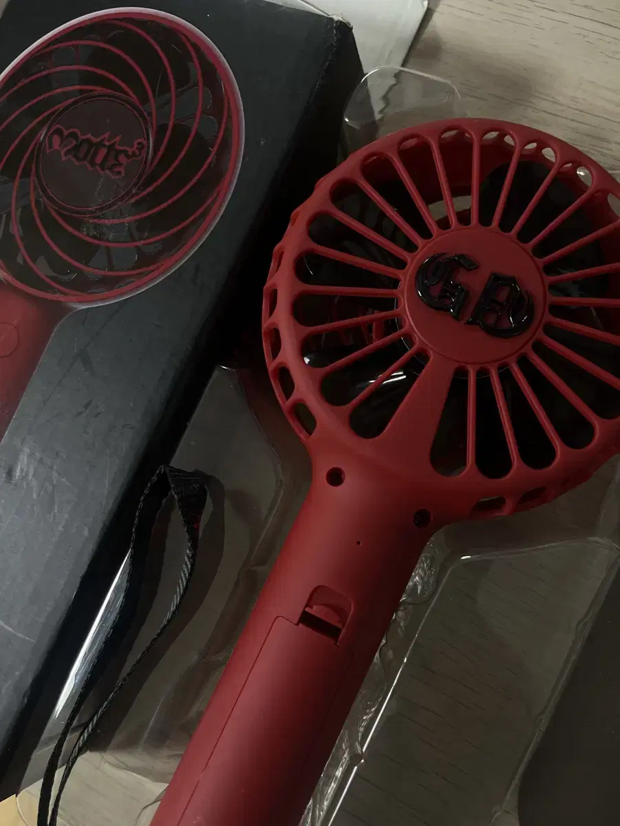 지드래곤 선풍기 hand fan 양도 손풍기