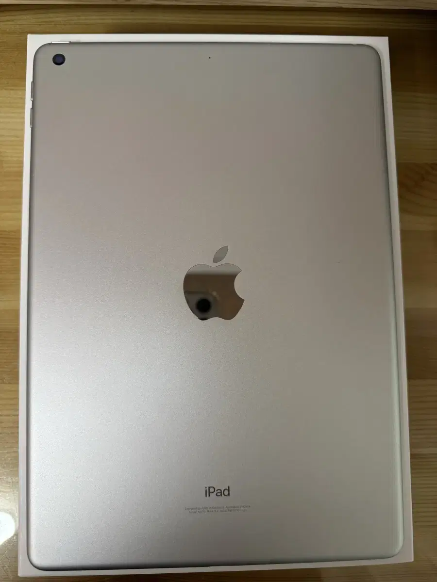 iPad 8th generation 128GB Wi-Fi + Apple Pencil 1st generation