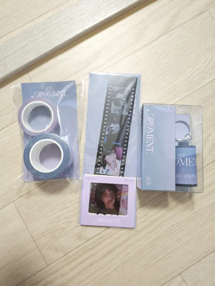 (Excluding photocard) Iu's moment exhibition MD bulk sale