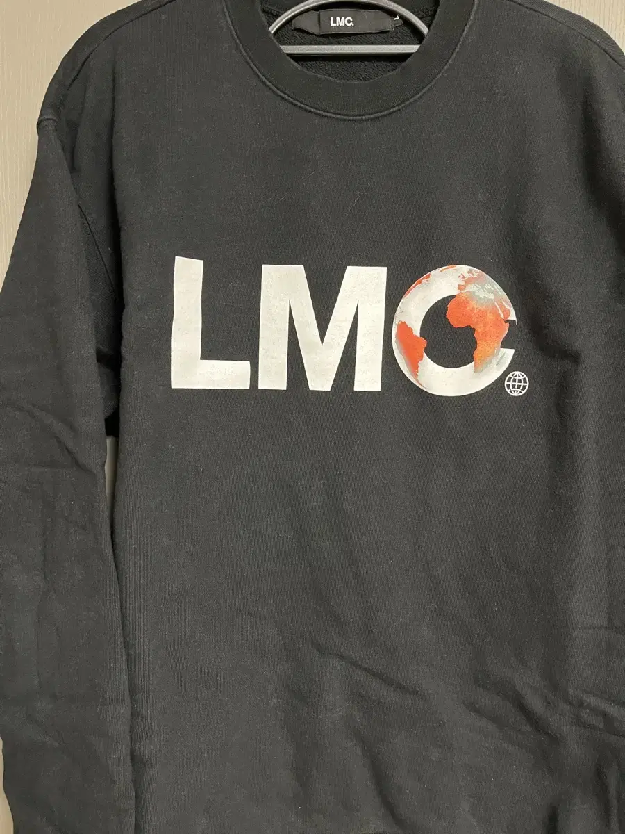 Lmc 맨투맨
