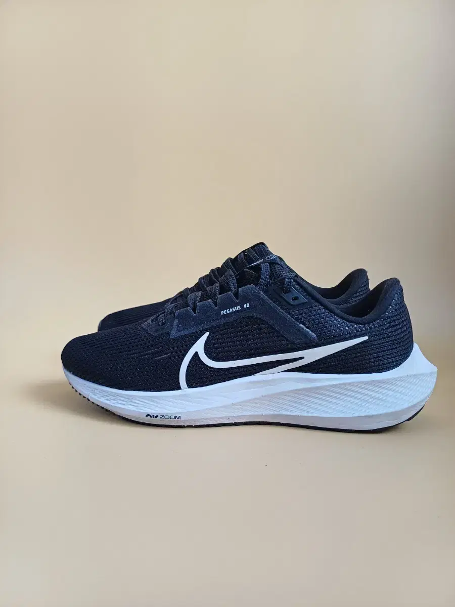 Nike Air Zoom Pegasus 40 Running Shoes 255mm for sale