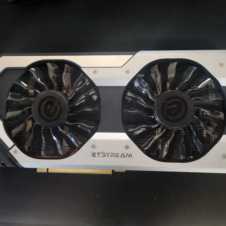 gtx1060 6gb 제트스트림 고장(?)부품용