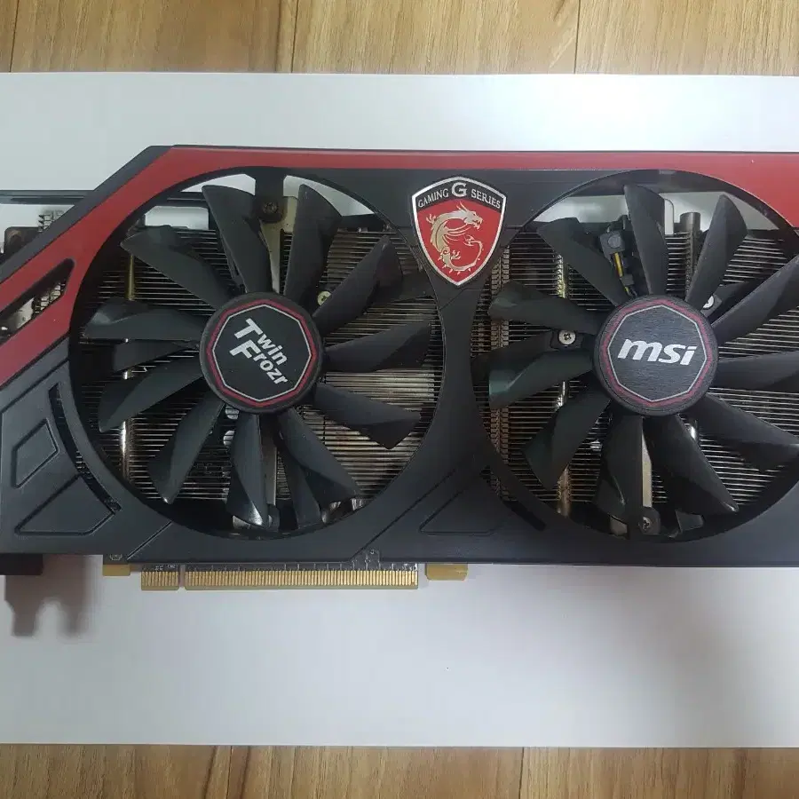 MSI GTX 760 TF DDR5 2GB OC 그래픽카드 팝니다