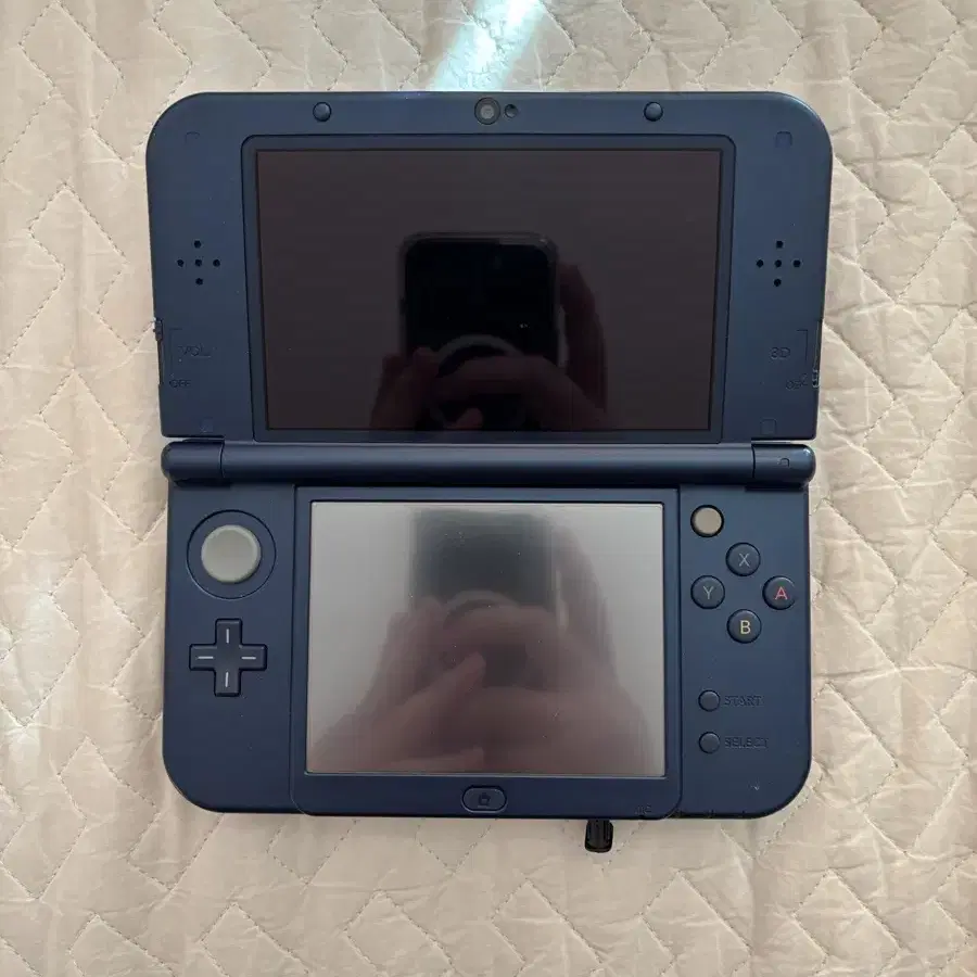 뉴 닌텐도 3DS XL (뉴큰다수, 신큰다수) 판매합니다.