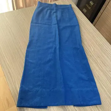 투모 롤랜드슬릿 디테일의 타이트한 스커트 블루