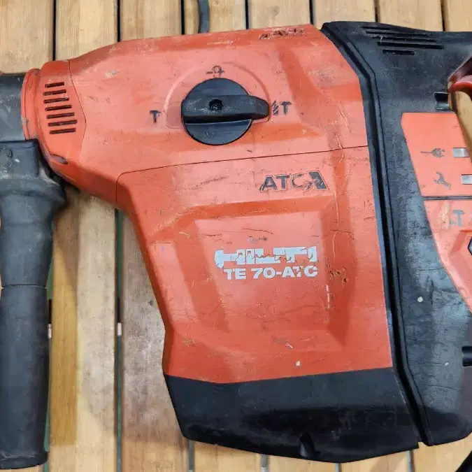 힐티70-ATC AVR / HILTI 70-ATC AVR