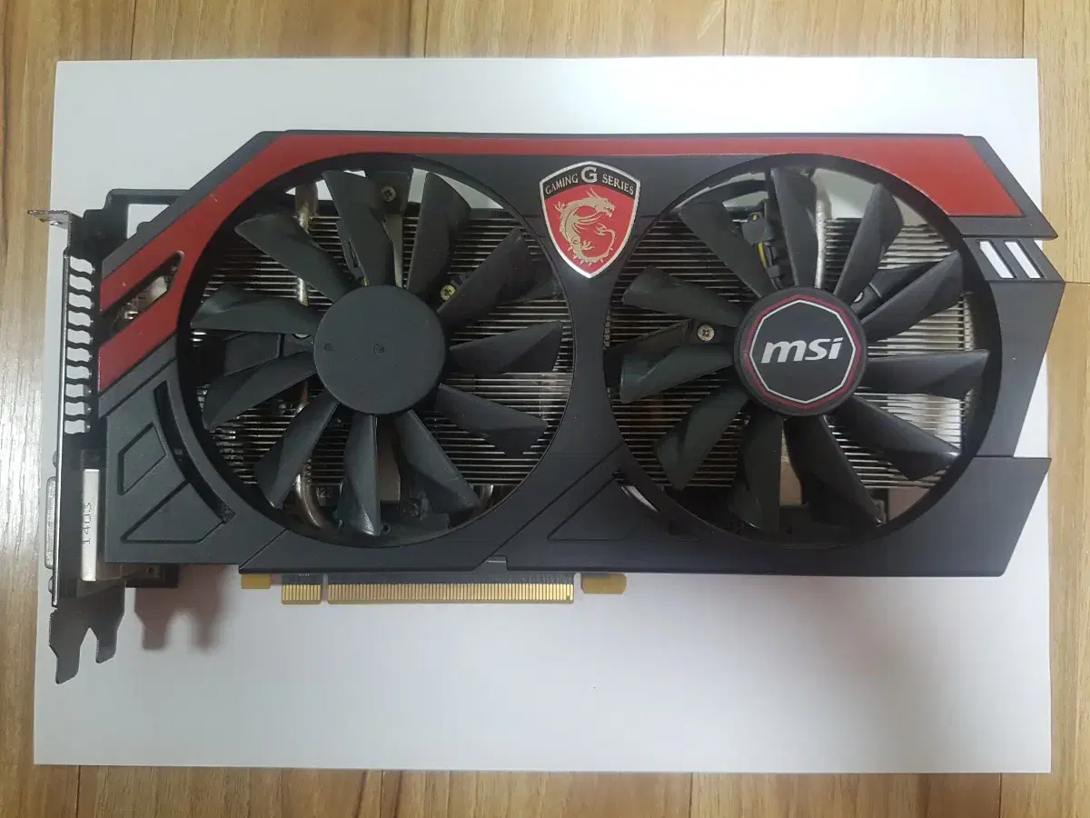 MSI 라데온 R9 270 게이밍 2GB 그래픽카드 팝니다