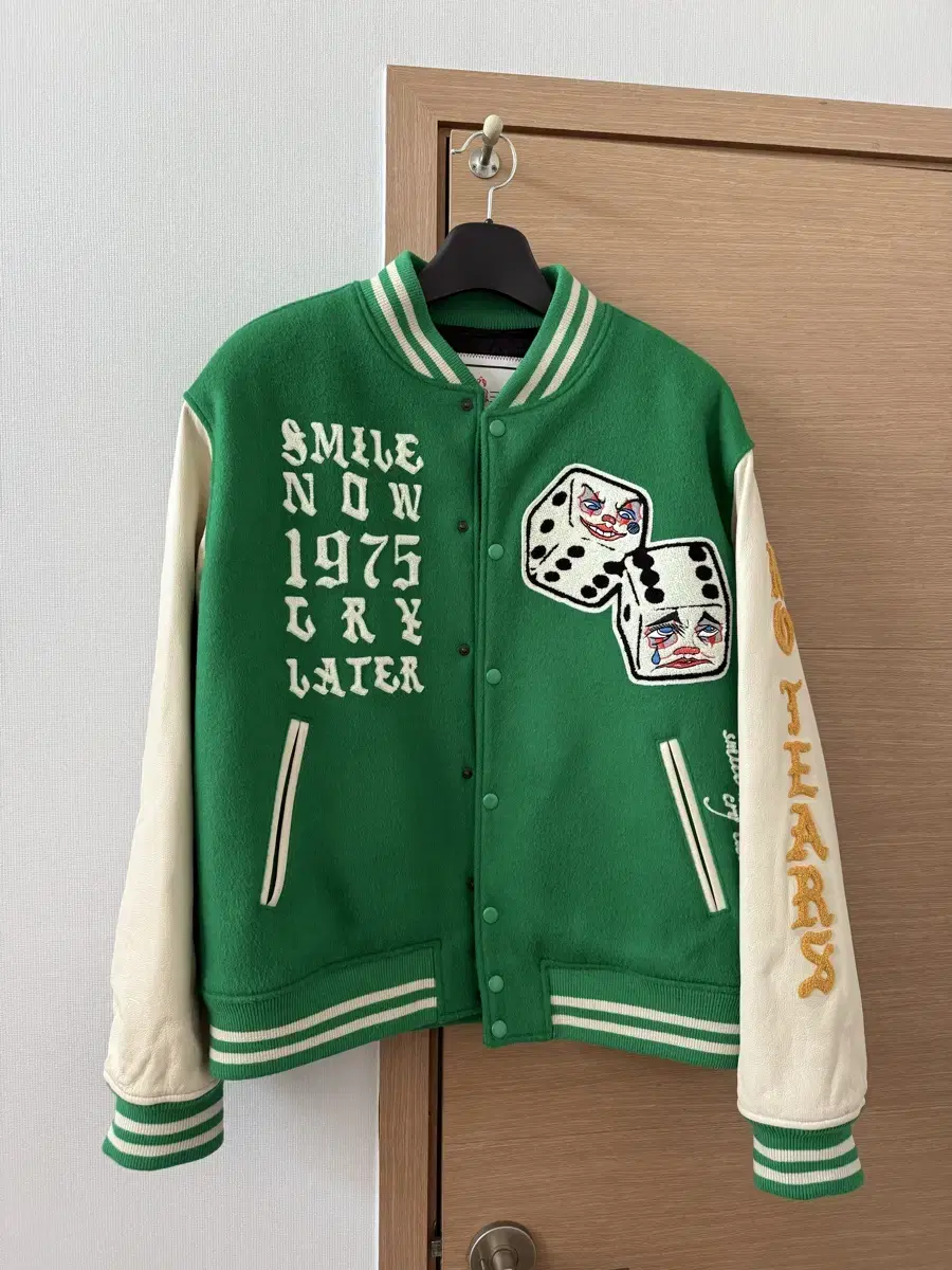 [L] Blackout Bar City Jacket