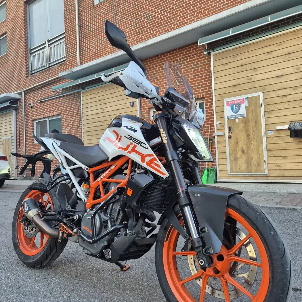 KTM 듀크390/18년식/1만km/오스틴구변