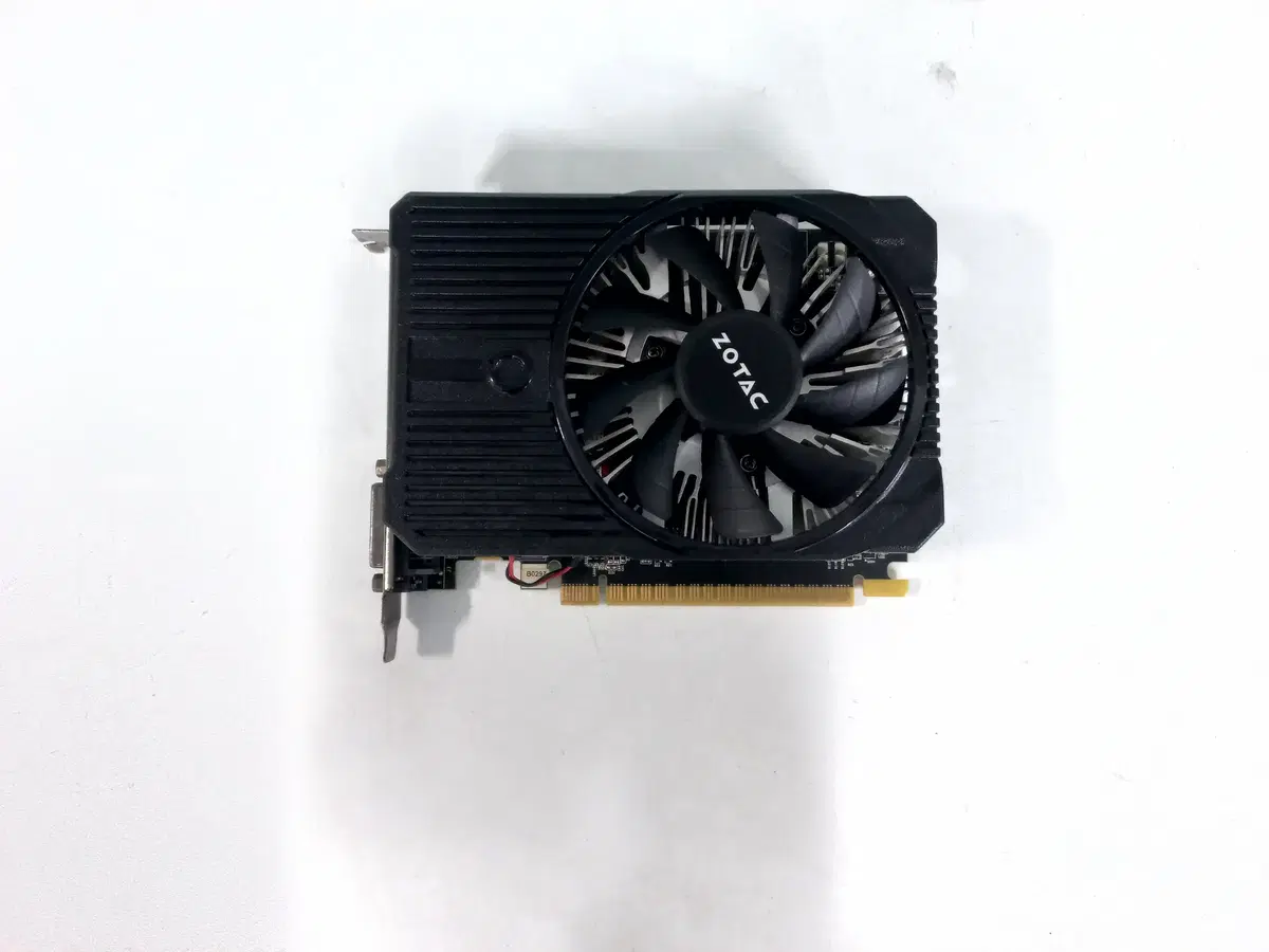 ZOTAC 지포스 GTX1050 MINi D5 2GB