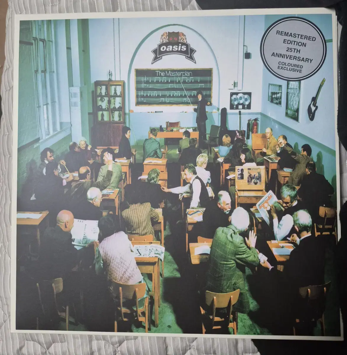 오아시스 The Masterplan 25주년 기념 한정 실버 LP