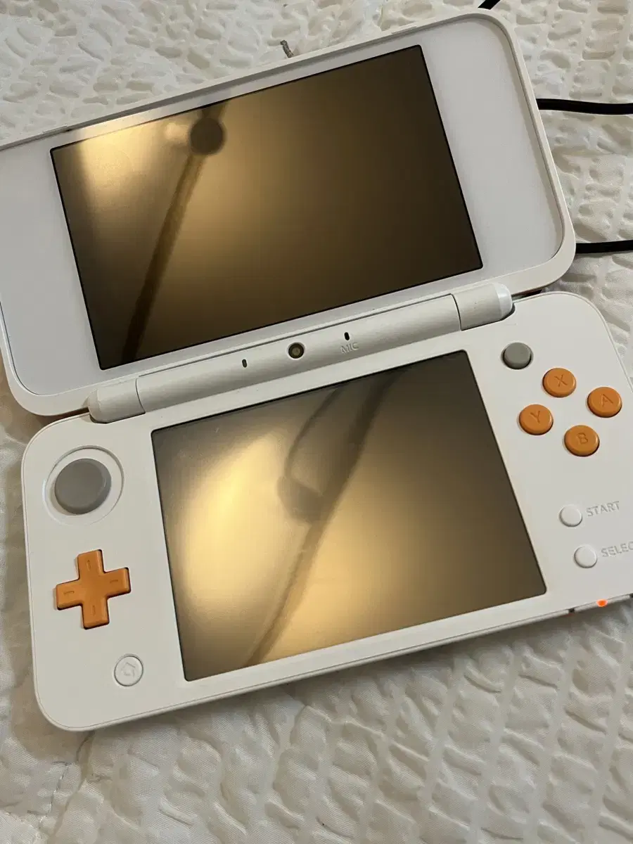 닌텐도 2ds xl 화이트 오렌지