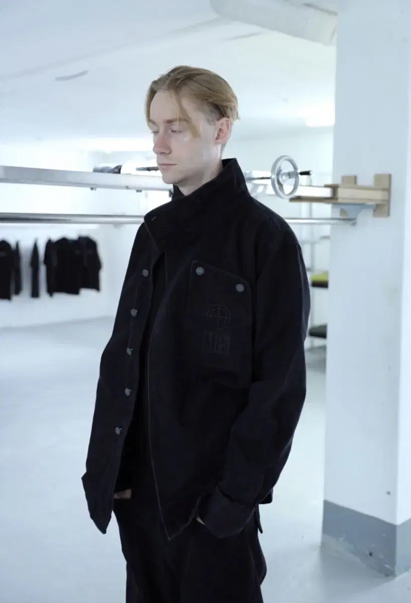 플라스틱 프로덕트 MPa TRAPEZOID JACKET (BLACK)